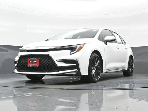 Used 2024 Toyota Corolla SE FWD image 27