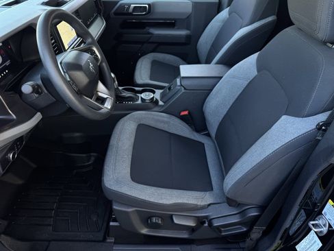 Used 2023 Ford Bronco 2-Door image 14