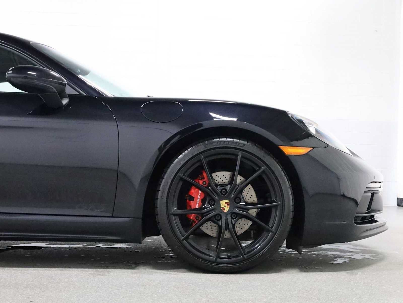 Used 2019 Porsche 718 Cayman GTS RWD image 11