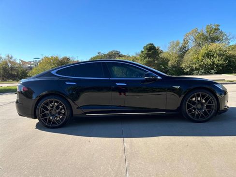 Used 2014 Tesla Model S 85 RWD image 5
