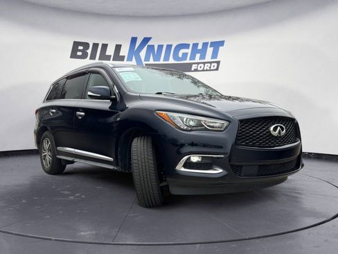 Used 2020 INFINITI QX60 Luxe w/ Essential Package image 5