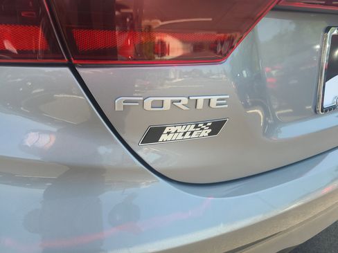 Used 2023 Kia Forte LXS w/ LXS Technology Package FWD image 29
