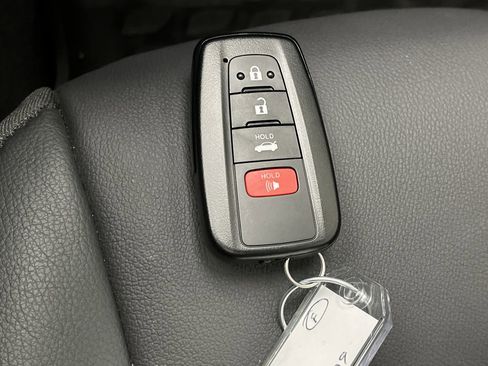 Used 2024 Toyota Camry XSE w/ Navigation Package image 30