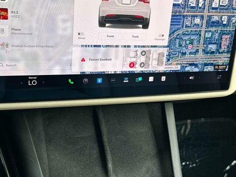 Used 2022 Tesla Model X image 25