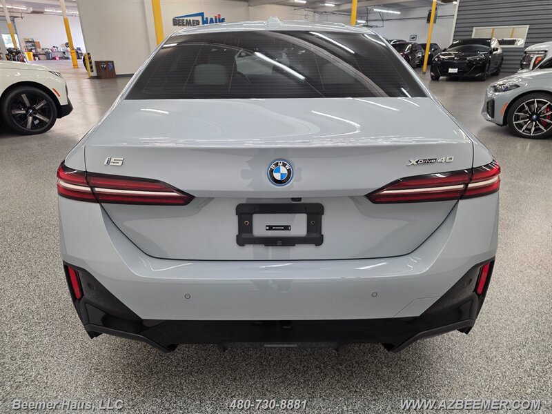 Used 2025 BMW i5 M60 w/ M Sport Package AWD/4WD image 12