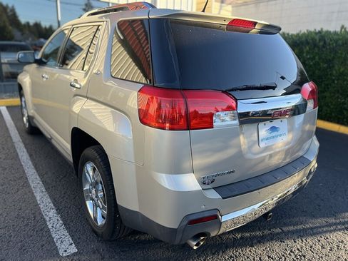 Used 2013 GMC Terrain SLT FWD image 3