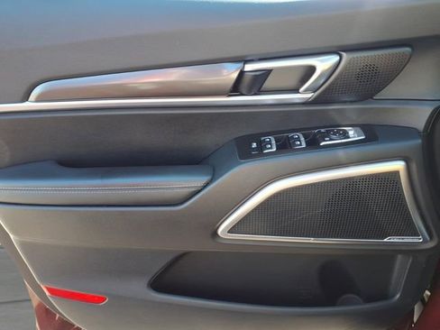 Used 2024 Kia Telluride S w/ S Sunroof Package image 16