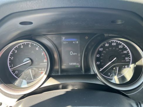 Used 2023 Toyota Camry SE image 24