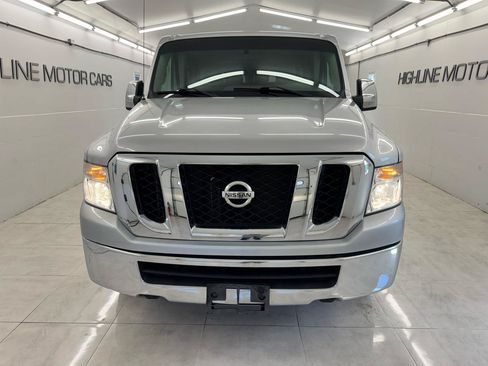 Used 2014 Nissan NV 3500 SV w/ Technology Package RWD image 2