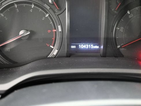 Used 2021 Toyota 4Runner SR5 RWD image 10