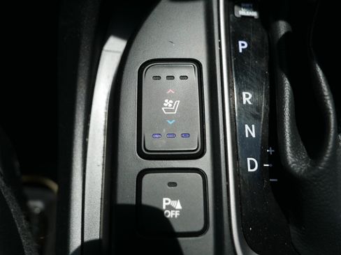 Used 2018 Hyundai Santa Fe Sport AWD/4WD image 28