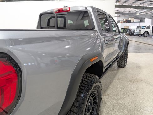 Used 2024 GMC Canyon AT4X w/ AT4X AEV Edition AWD/4WD image 3