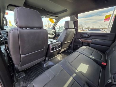 Used 2021 Chevrolet Silverado 3500 High Country w/ Technology Package AWD/4WD image 15