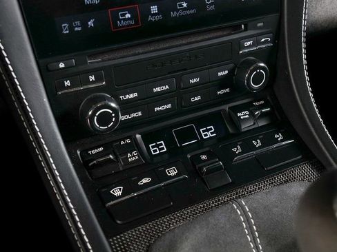 Certified 2021 Porsche 718 Boxster Spyder image 28