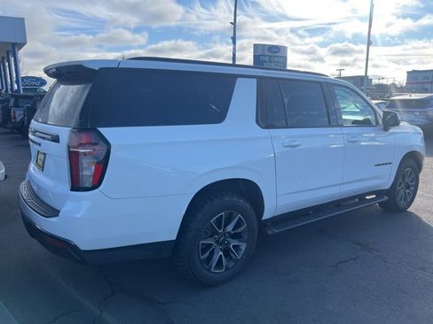 Used 2021 Chevrolet Suburban Z71 w/ Luxury Package image 6