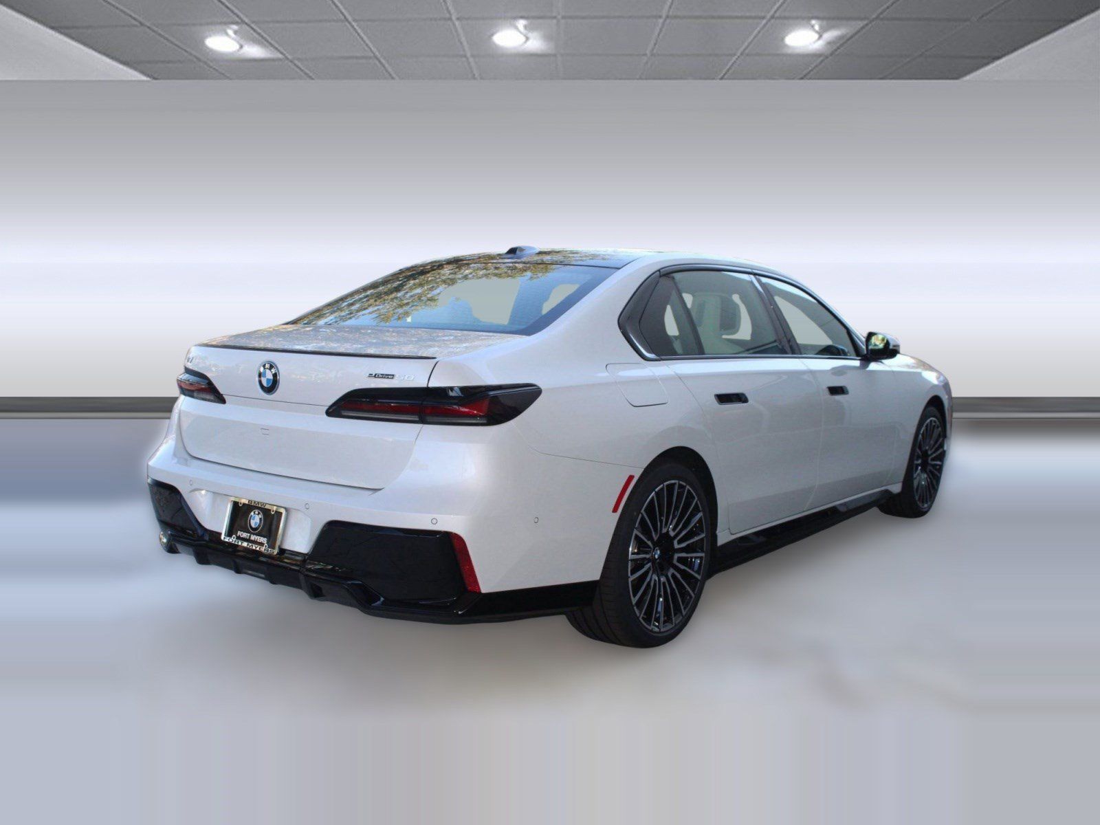 Used 2026 BMW i7 eDrive50 RWD image 9