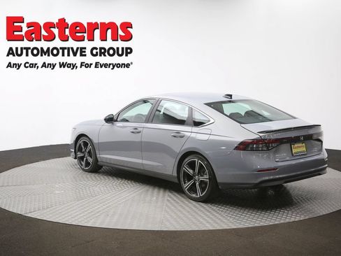 Used 2025 Honda Accord Sport image 61