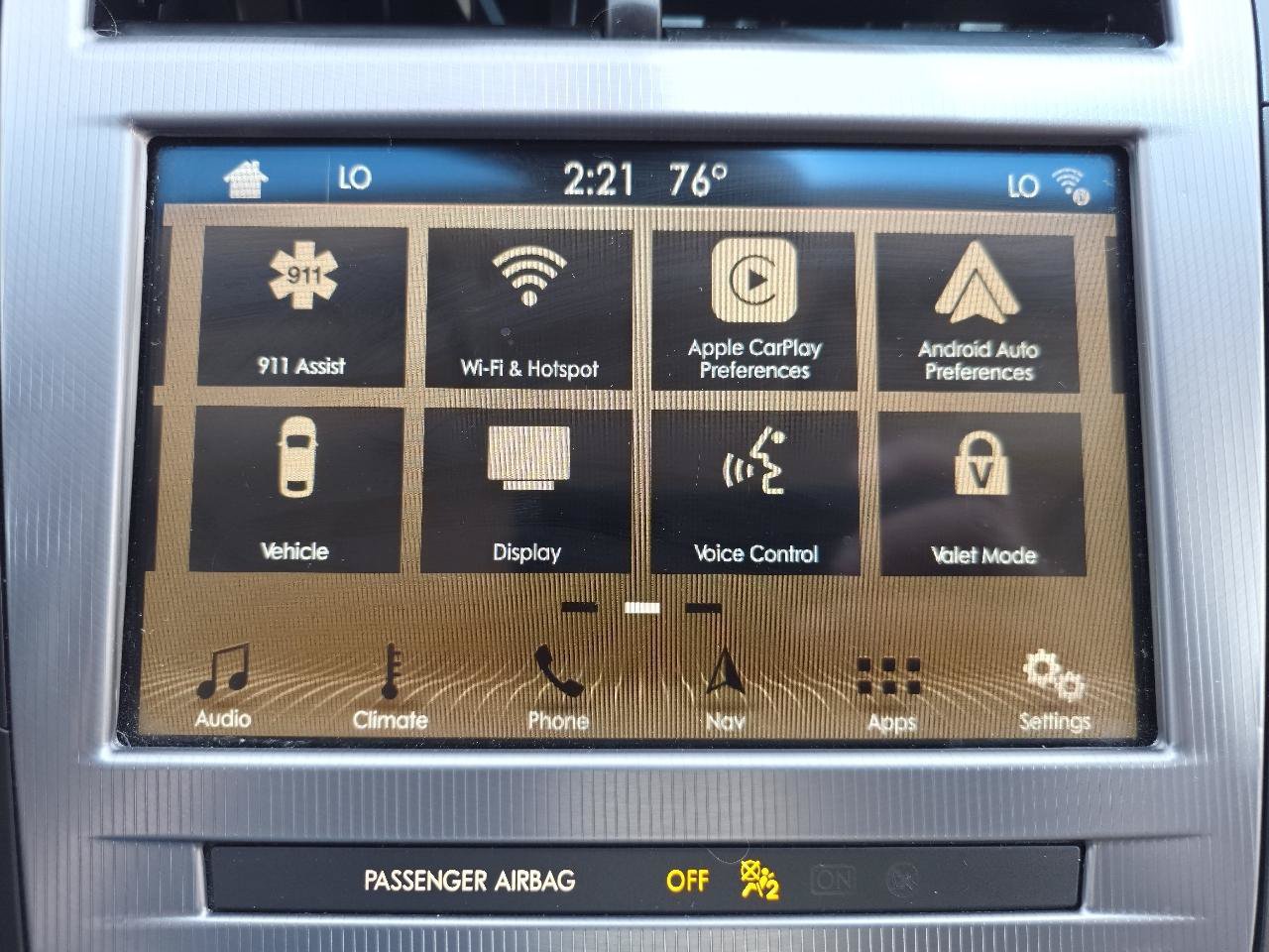 Used 2018 Lincoln MKZ Select w/ Select Plus Package AWD/4WD image 40
