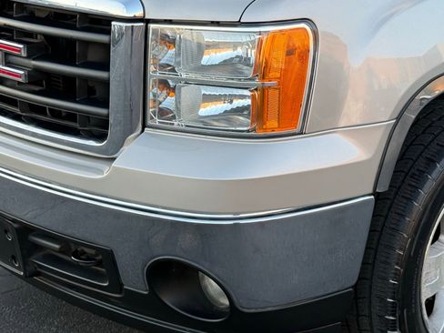 Used 2008 GMC Sierra 1500 SLE w/ Pro Grade Edition image 9