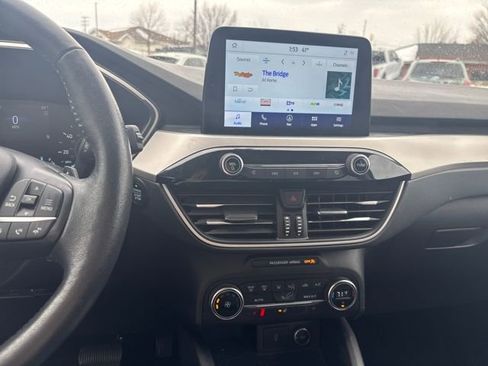 Used 2020 Ford Escape SEL image 20