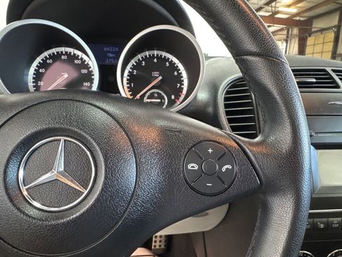 Used 2009 Mercedes-Benz SLK 350 image 13