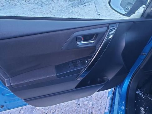 Used 2017 Toyota Corolla iM image 11