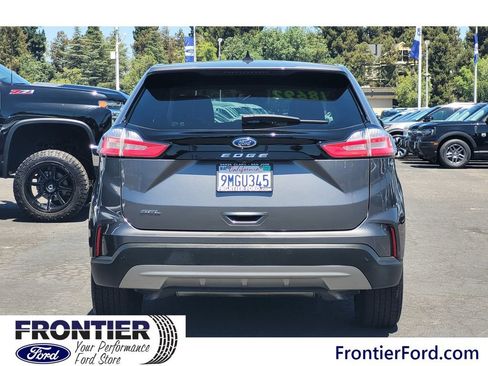 Used 2021 Ford Edge SEL w/ Convenience Package FWD image 5