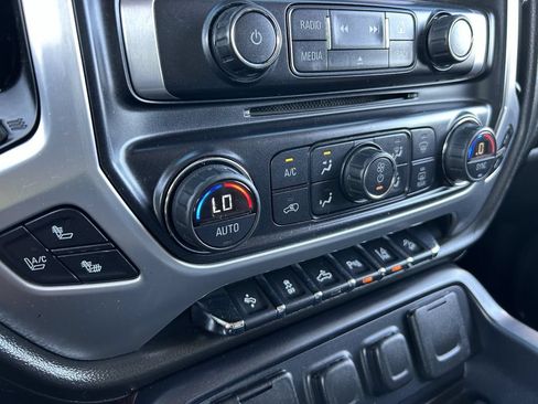 Used 2015 GMC Sierra 1500 SLT w/ SLT Crew Cab Value Package AWD/4WD image 30