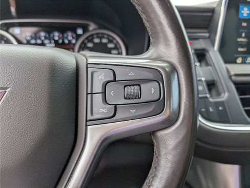 Used 2021 Chevrolet Tahoe Z71 w/ Z71 Off-Road Package AWD/4WD image 25