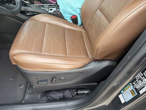 Certified 2022 Kia Telluride SX w/ SX Prestige Package AWD/4WD image 8
