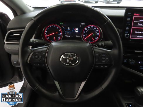 Used 2024 Toyota Camry XSE image 16