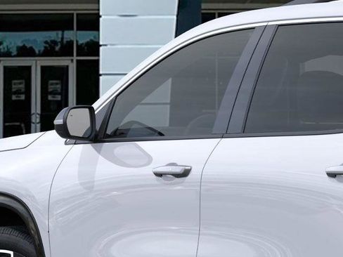 New 2026 Chevrolet Traverse High Country image 12