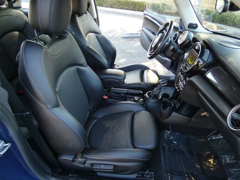 Used 2015 MINI Cooper S image 28