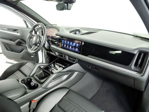 New 2026 Porsche Cayenne S AWD/4WD image 25