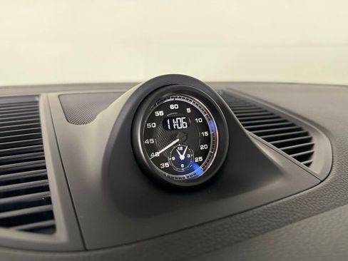 New 2026 Porsche Macan S image 27