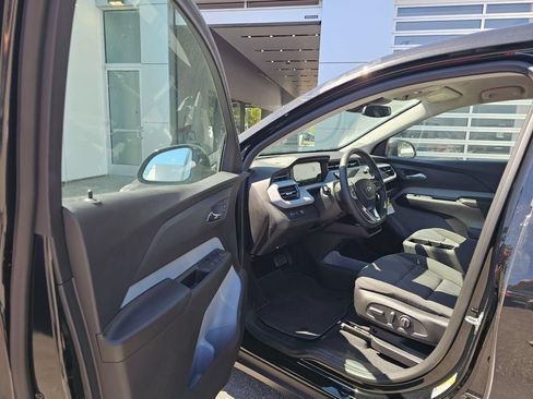 New 2027 Chevrolet Bolt LT w/ Comfort Package FWD image 23