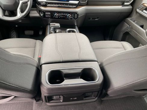 Used 2024 Chevrolet Silverado 1500 LT Trail Boss w/ Protection Package image 31