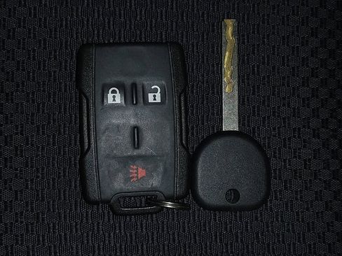 Used 2019 Chevrolet Silverado 1500 LT image 32