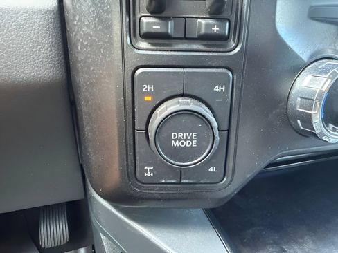 Used 2024 Ford F250 Lariat w/ Lariat Ultimate Package AWD/4WD image 21