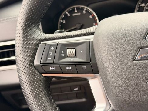 Used 2025 Mitsubishi Outlander SE FWD image 26