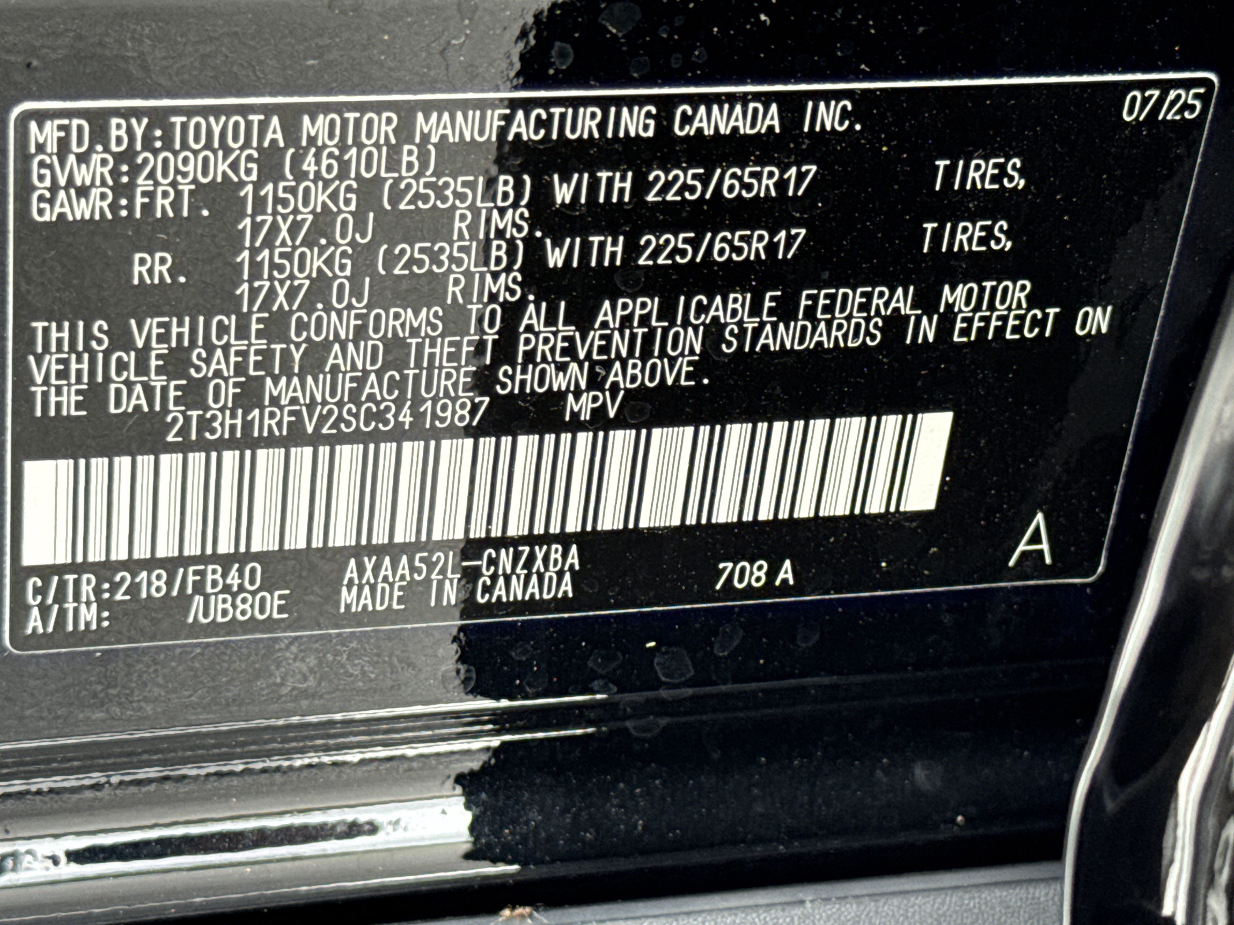 Used 2025 Toyota RAV4 LE FWD image 33