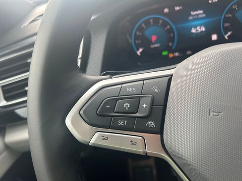 New 2026 Volkswagen Atlas Cross Sport SEL Premium R-Line image 21