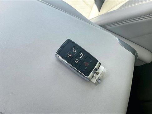 Used 2020 Land Rover Range Rover Sport HSE Dynamic AWD/4WD image 35