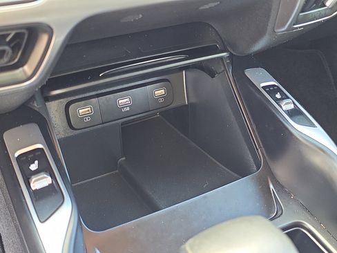 Certified 2022 Kia Sorento S FWD image 26