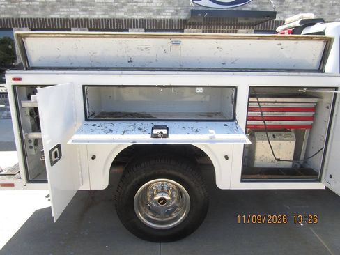 Used 2015 Chevrolet Silverado 3500 W/T RWD image 29