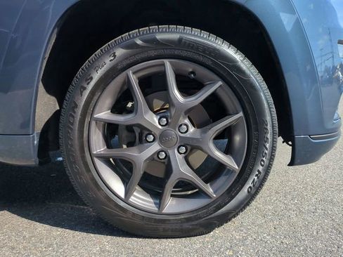 Used 2020 Jeep Grand Cherokee Limited X image 11