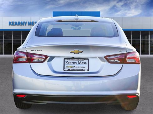 Used 2022 Chevrolet Malibu LT image 5