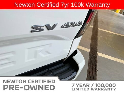 Used 2023 Nissan Frontier SV w/ Technology Package AWD/4WD image 9