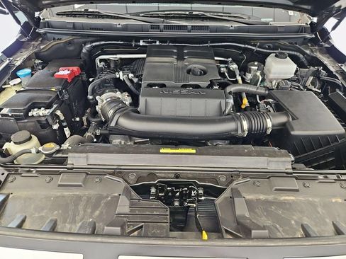 Used 2025 Nissan Frontier PRO-4X w/ Pro Premium Package AWD/4WD image 31