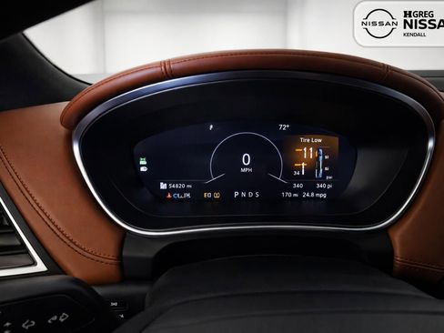 Used 2019 Lincoln Nautilus Black Label image 9